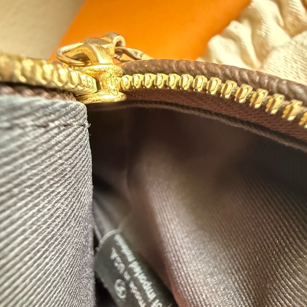 Louis Vuitton Palm Springs PM backpack - Picture 16 of 17